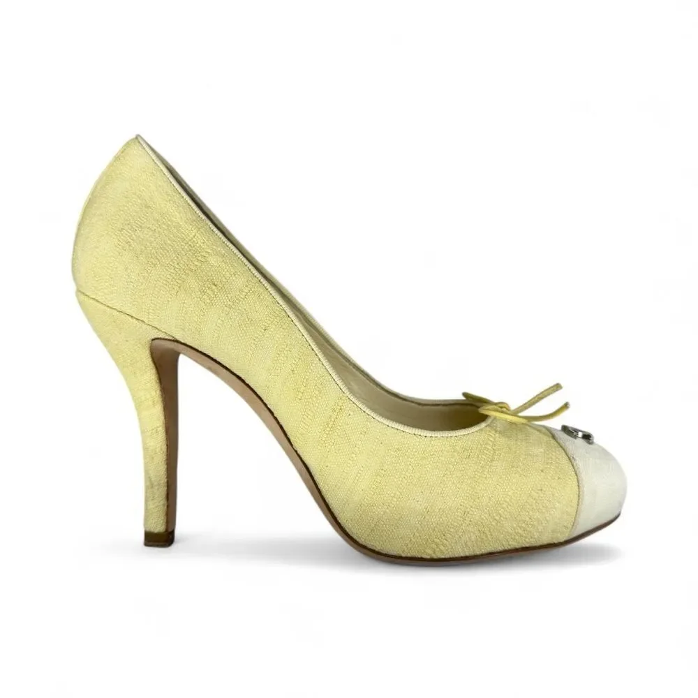 LIKE NEW CHANEL Cream and Yellow Linen Cap Toe Pumps IT37